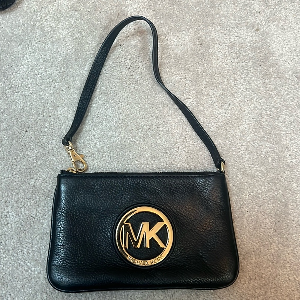 Michael Kors wristlet